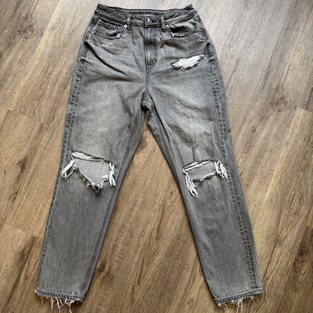 American Eagle Outfitters Distressed Gray Mom Jeans - Size 4 Regular